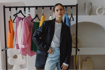 Revamp Your Wardrobe At Home With Stylist And Subscription Services
